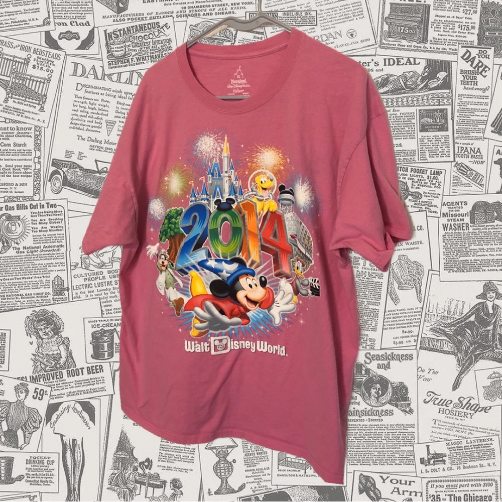 Pink 2014 Disneyland Resort TShirt, Size XL